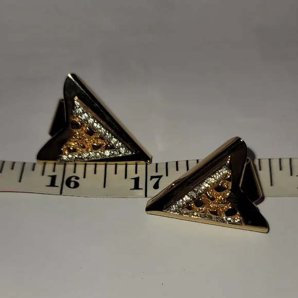 One pair collar tips - Picture 1 of 9